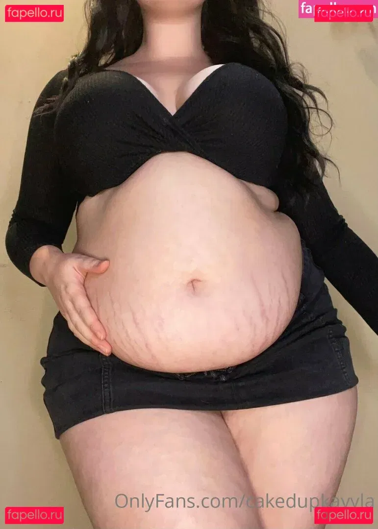 cakedupkayyla Onlyfans Photo Gallery 