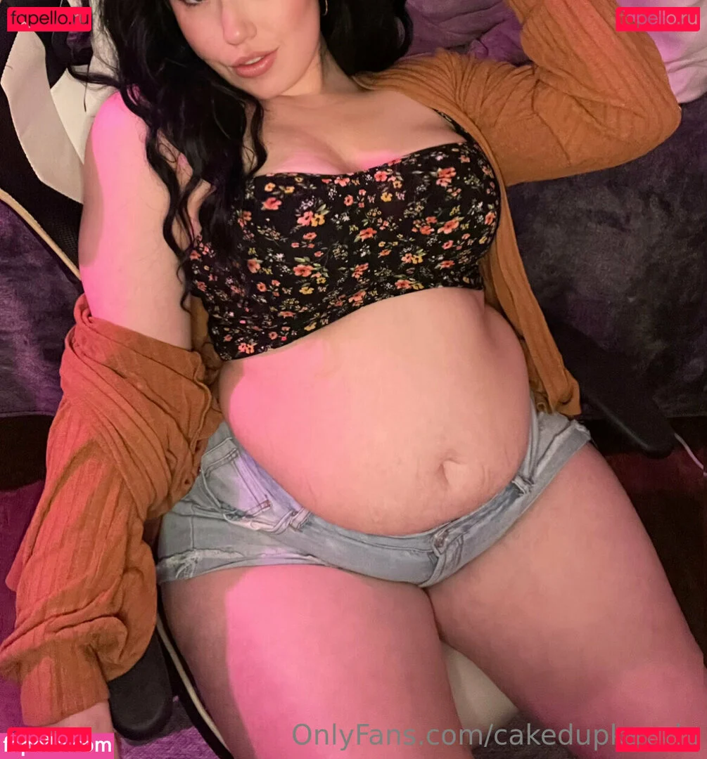 cakedupkayyla Onlyfans Photo Gallery 