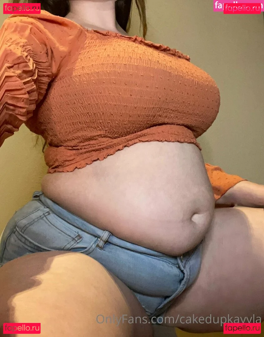 cakedupkayyla Onlyfans Photo Gallery 