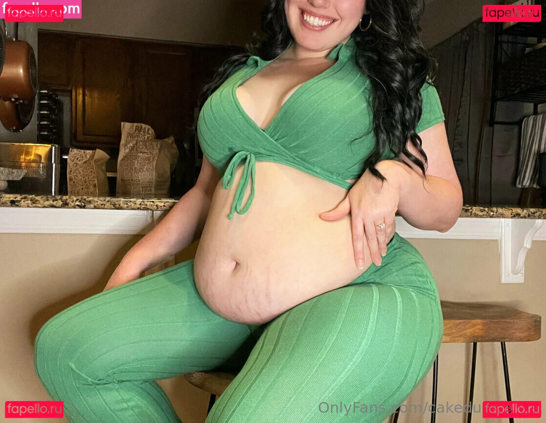 cakedupkayyla Onlyfans Photo Gallery 