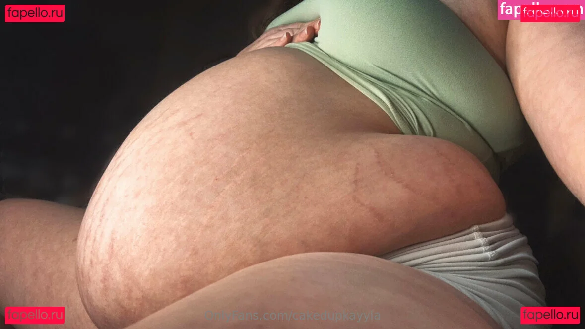 cakedupkayyla Onlyfans Photo Gallery 