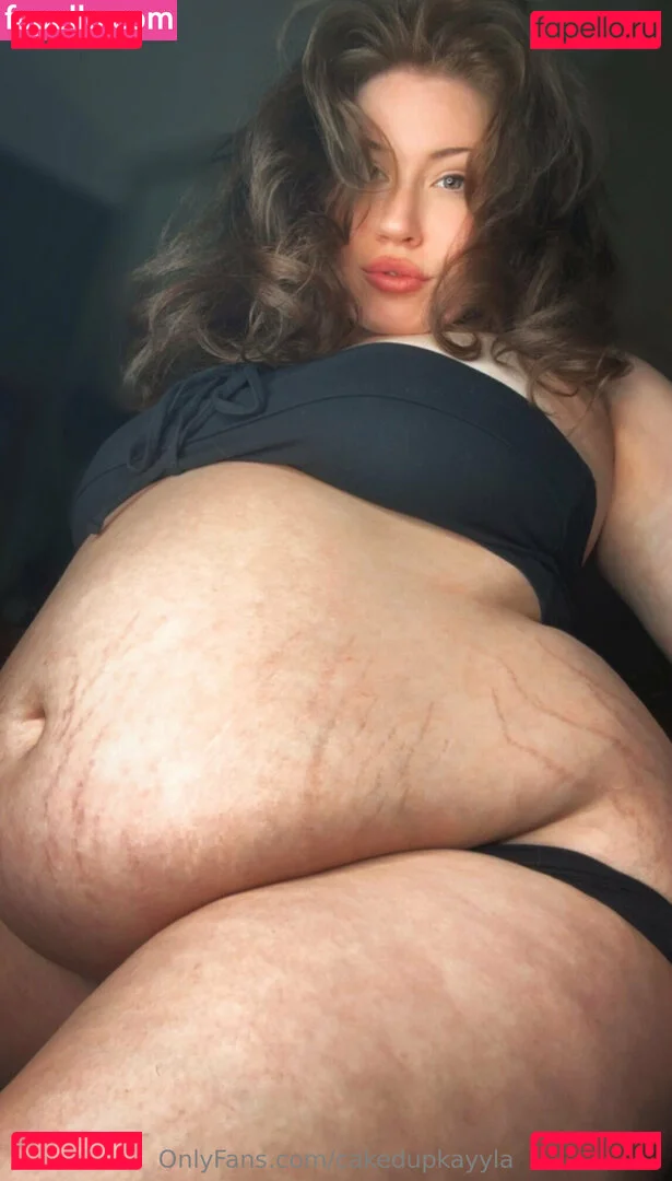 cakedupkayyla Onlyfans Photo Gallery 