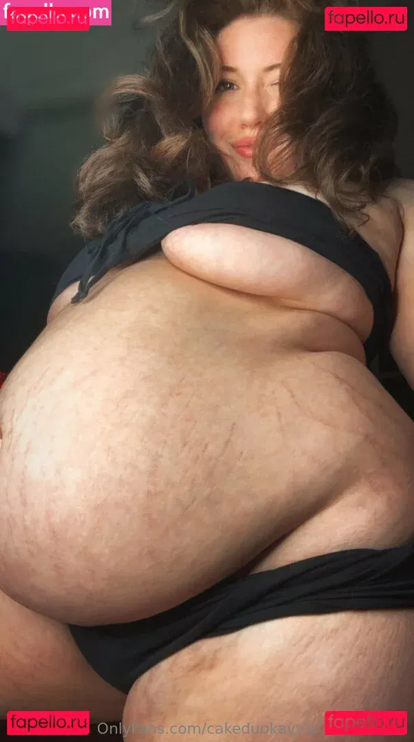 cakedupkayyla Onlyfans Photo Gallery 