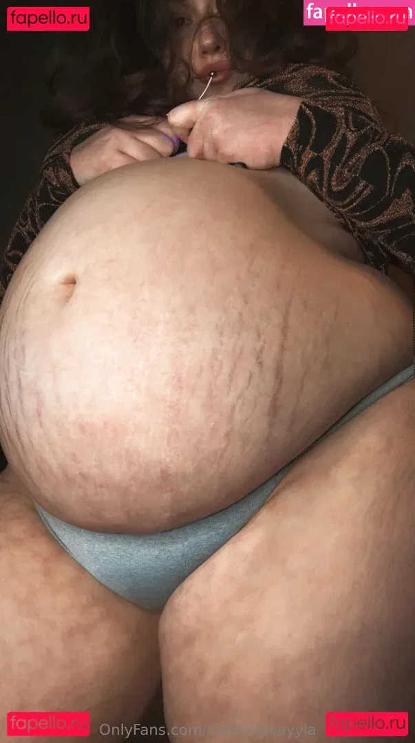 cakedupkayyla Onlyfans Photo Gallery 