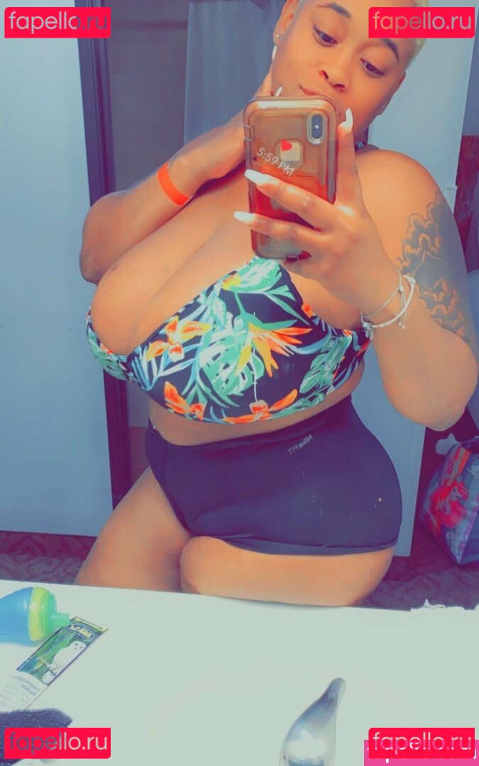 ChellMzDonald Nude Onlyfans Photo 13