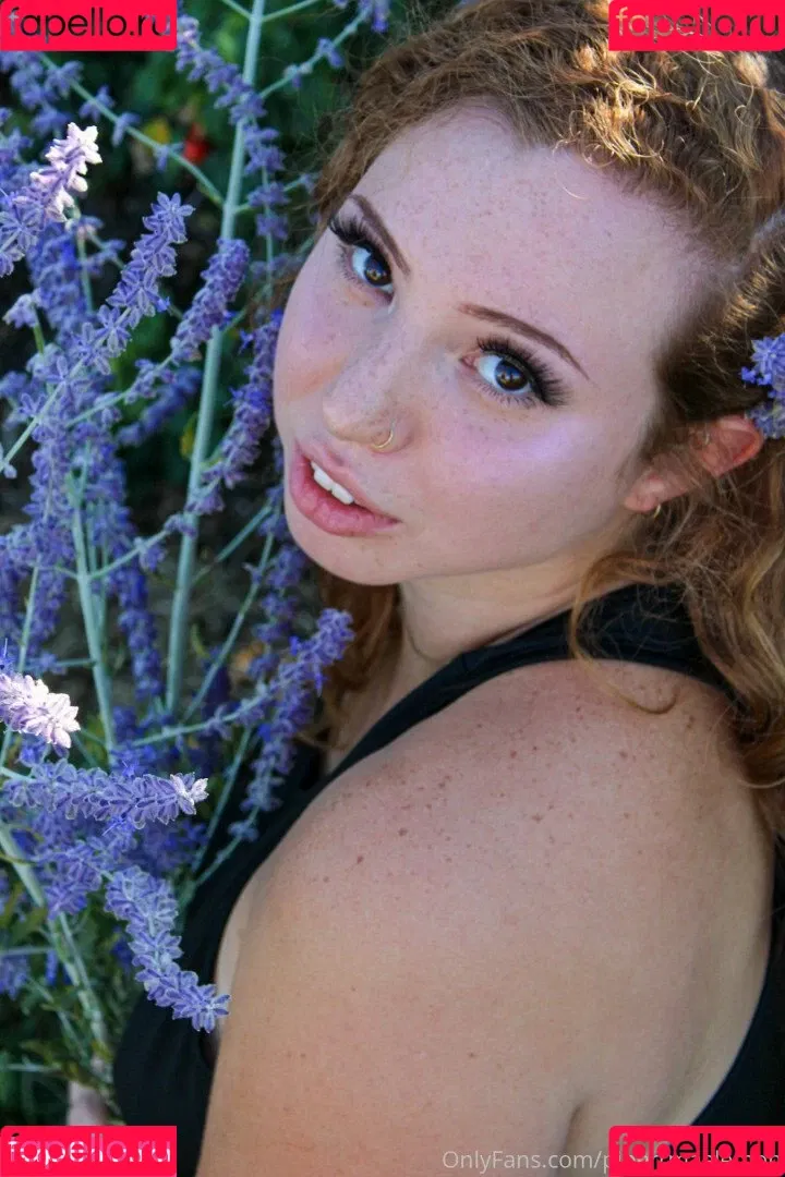 PiperMaePeach Onlyfans Photo Gallery 
