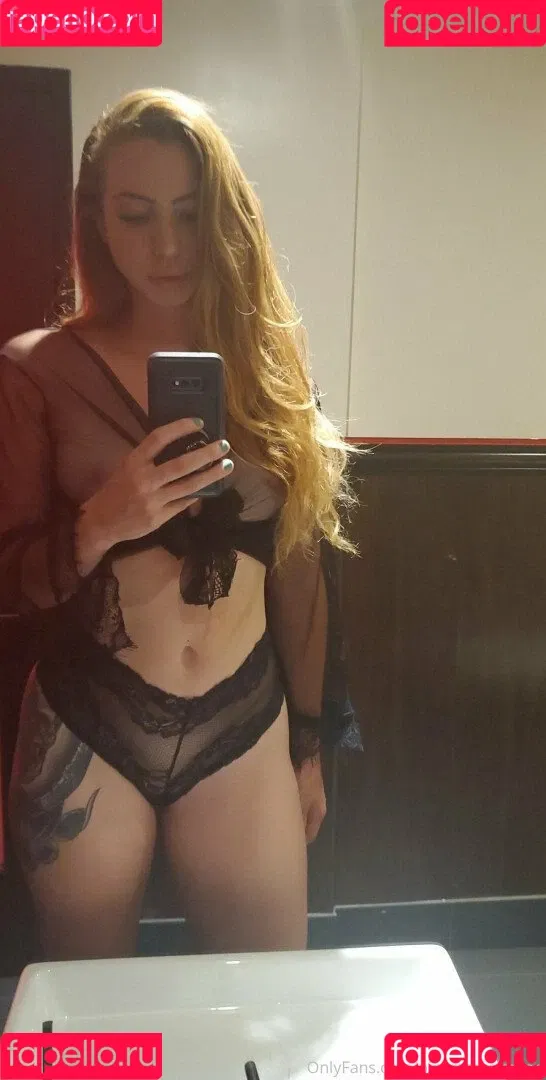 PiperMaePeach Onlyfans Photo Gallery 
