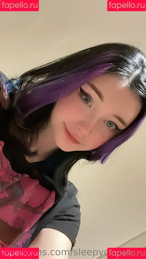 SleepyDinosaur Onlyfans Photo Gallery 