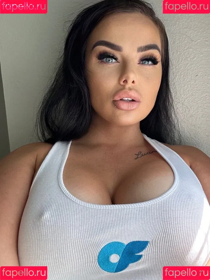 bosnianbeautyy Onlyfans Photo Gallery 