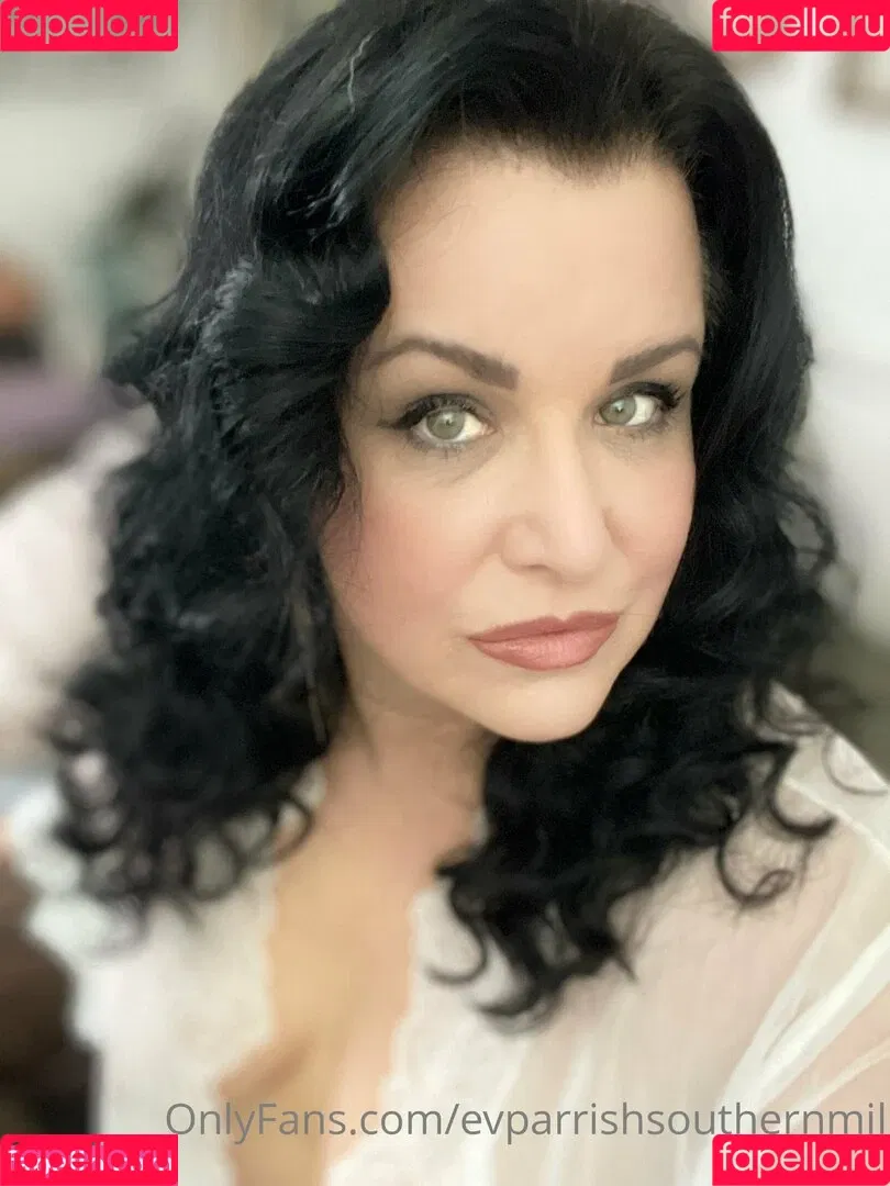 evparrishsouthernmil Onlyfans Photo Gallery 