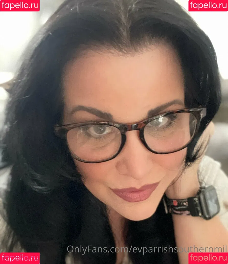 evparrishsouthernmil Onlyfans Photo Gallery 