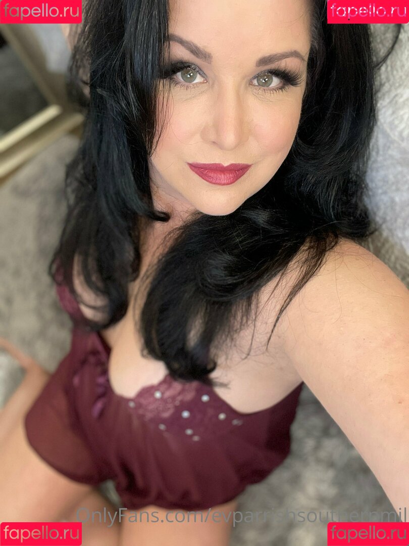 evparrishsouthernmil Onlyfans Photo Gallery 