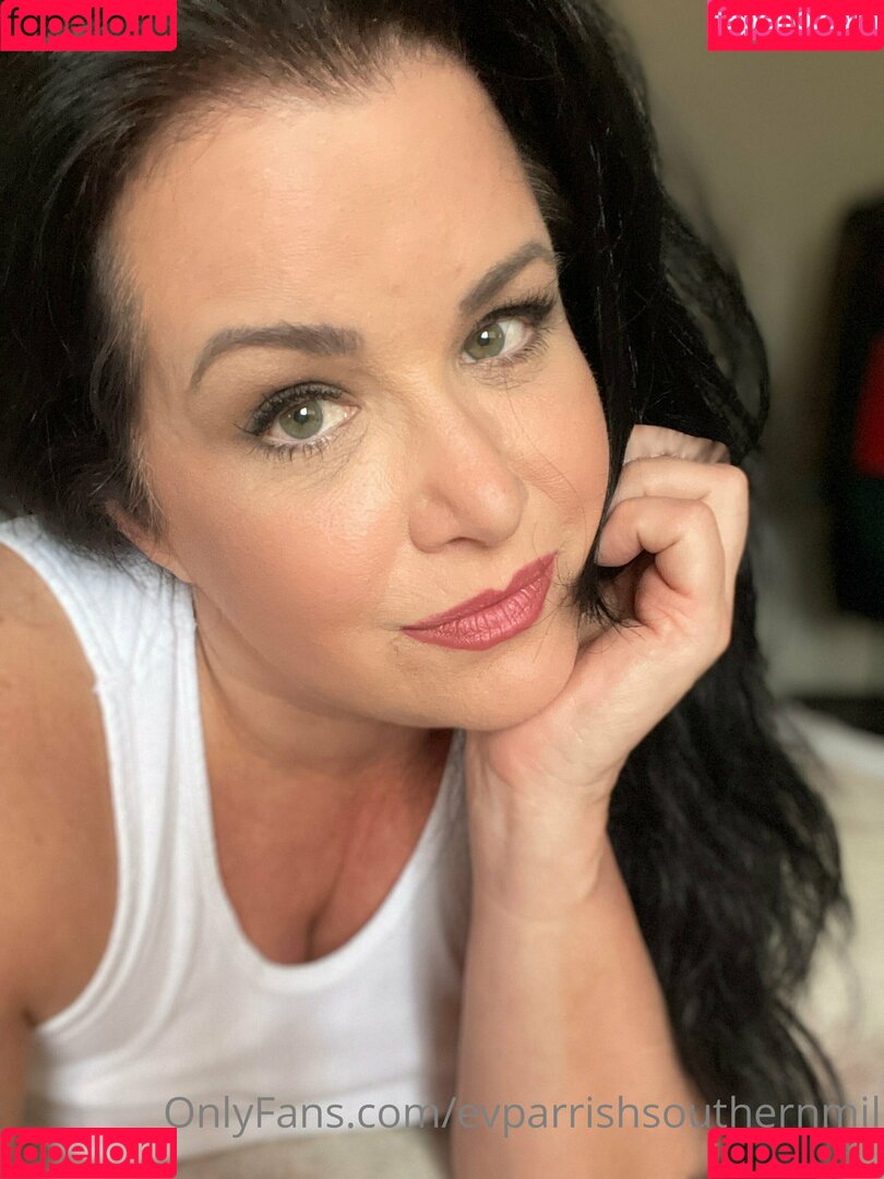 evparrishsouthernmil Onlyfans Photo Gallery 