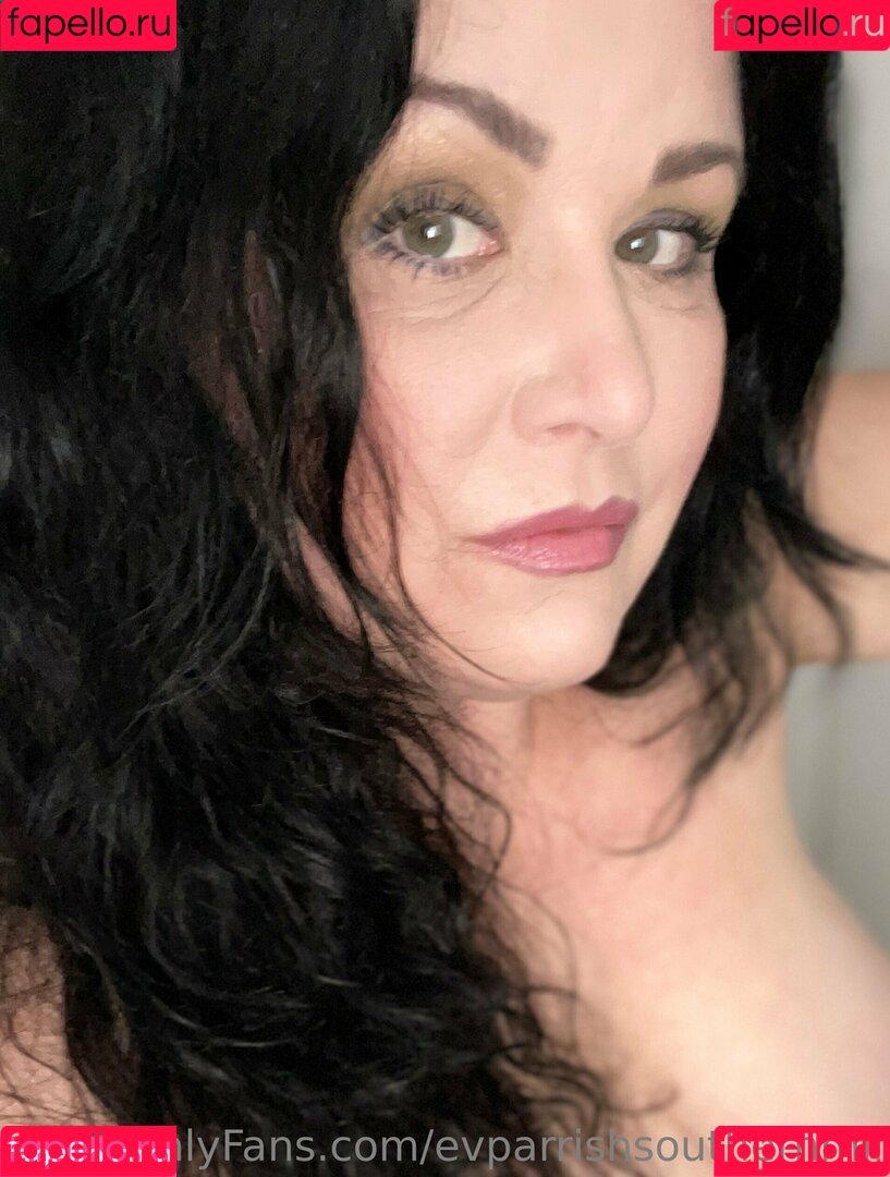 evparrishsouthernmil Onlyfans Photo Gallery 