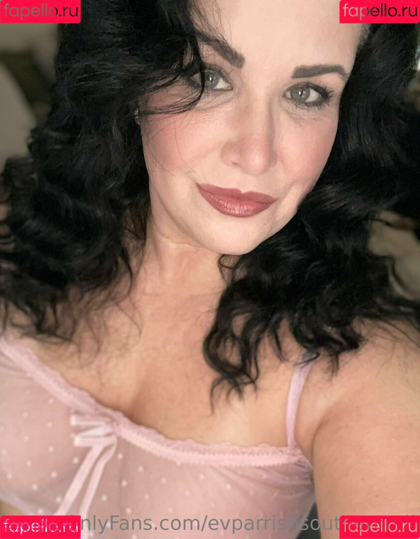 evparrishsouthernmil Onlyfans Photo Gallery 