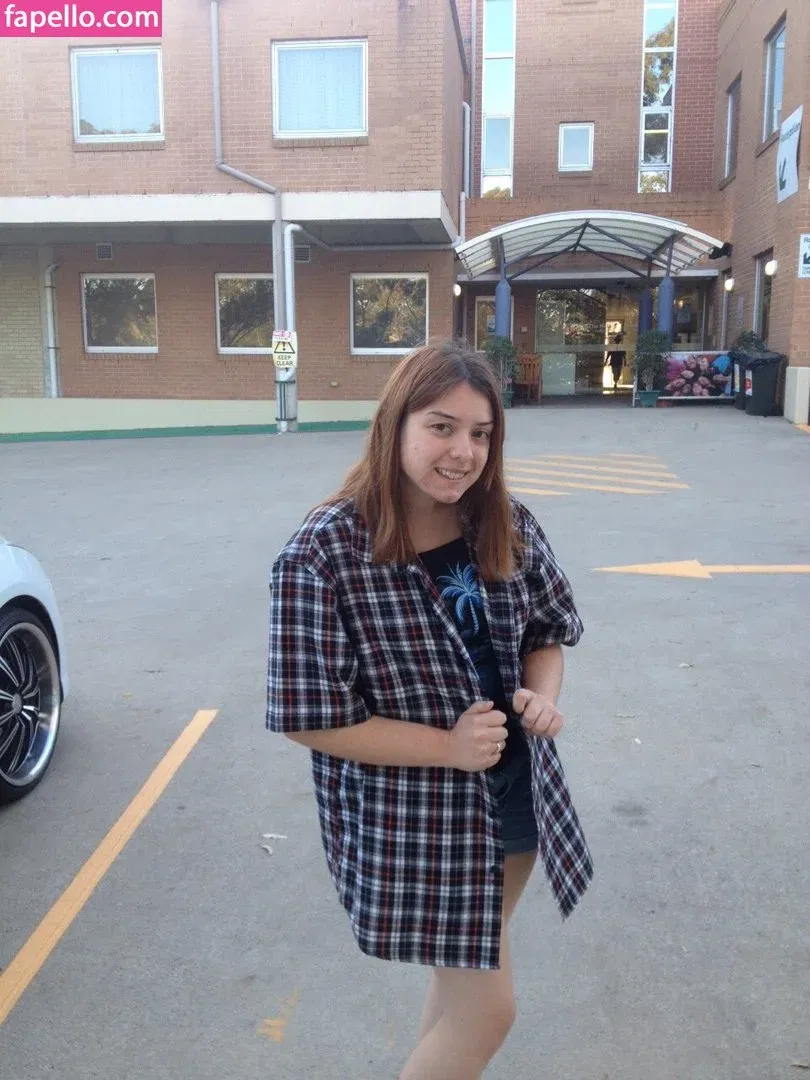 sweetsary23 Onlyfans Photo Gallery 