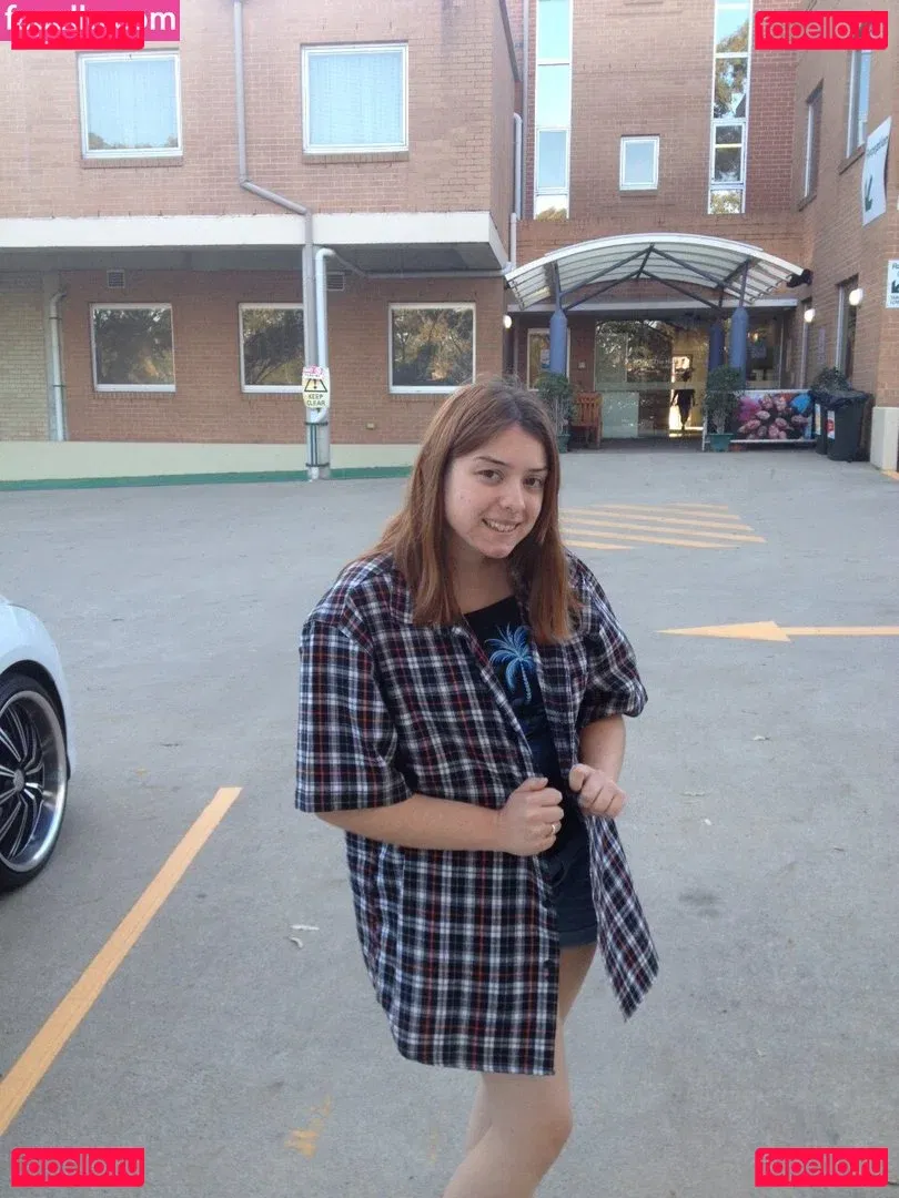 sweetsary23 Onlyfans Photo Gallery 