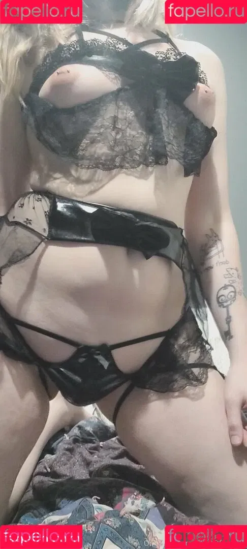 notsoftforwork Onlyfans Photo Gallery 