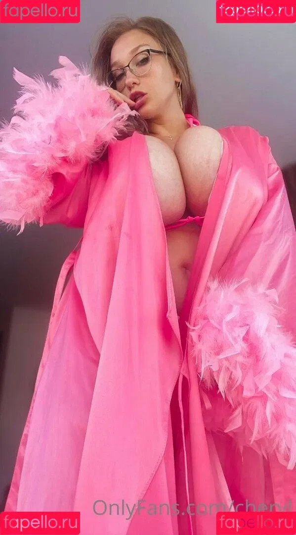 Cheryl Blossom Onlyfans Photo Gallery 