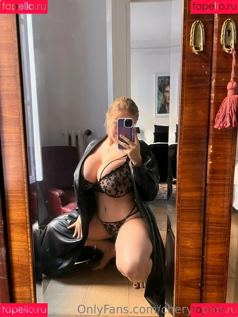 Cheryl Blossom Onlyfans Photo Gallery 