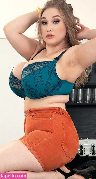 Cheryl Blossom Onlyfans Photo Gallery 