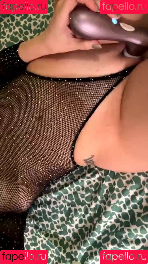 Della Dreams Onlyfans Photo Gallery 