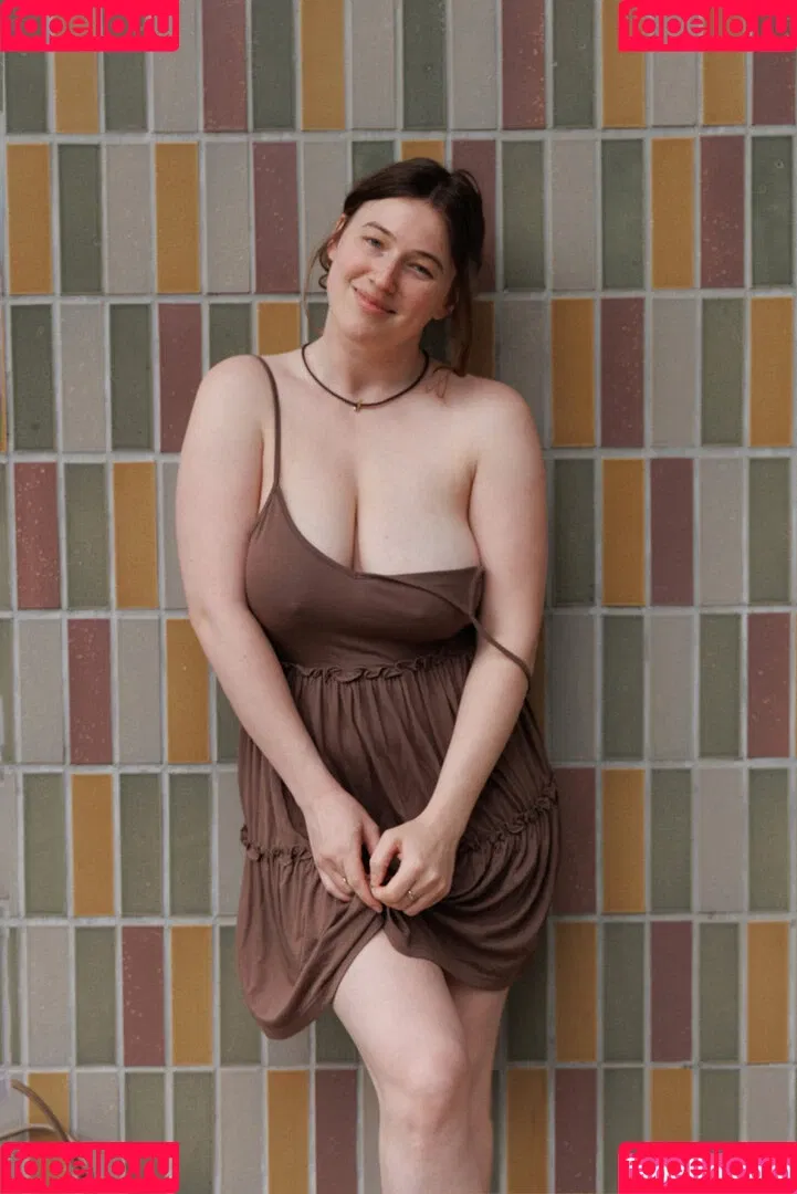 Riley Nixon Onlyfans Photo Gallery 