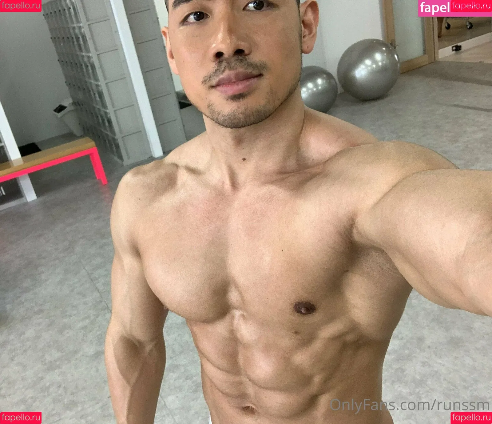 runssm Onlyfans Photo Gallery 