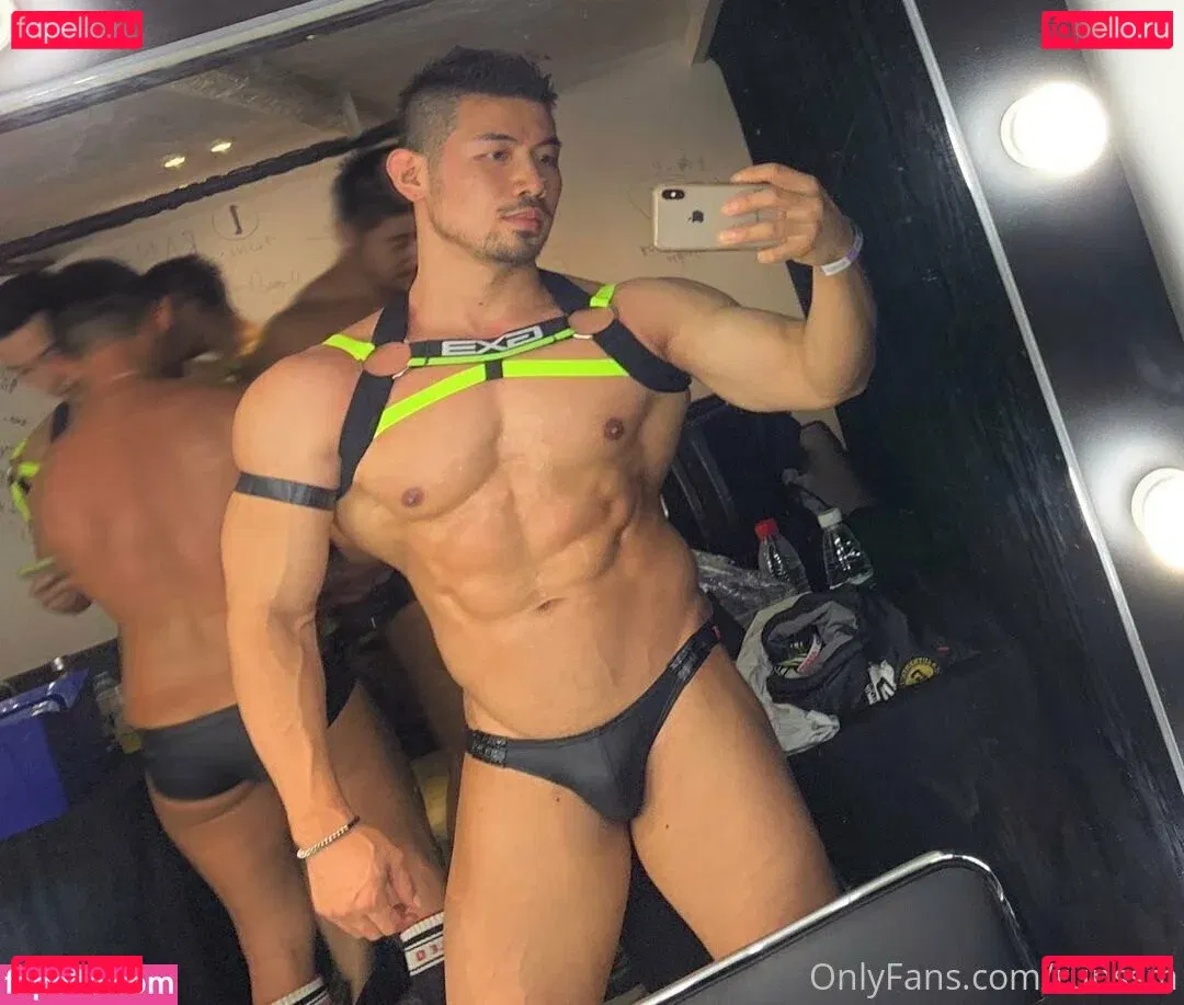 runssm Onlyfans Photo Gallery 