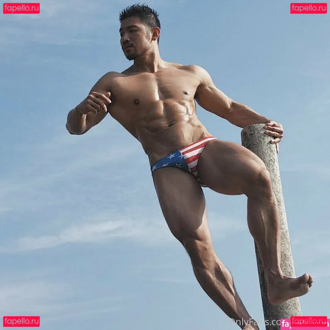 runssm Onlyfans Photo Gallery 