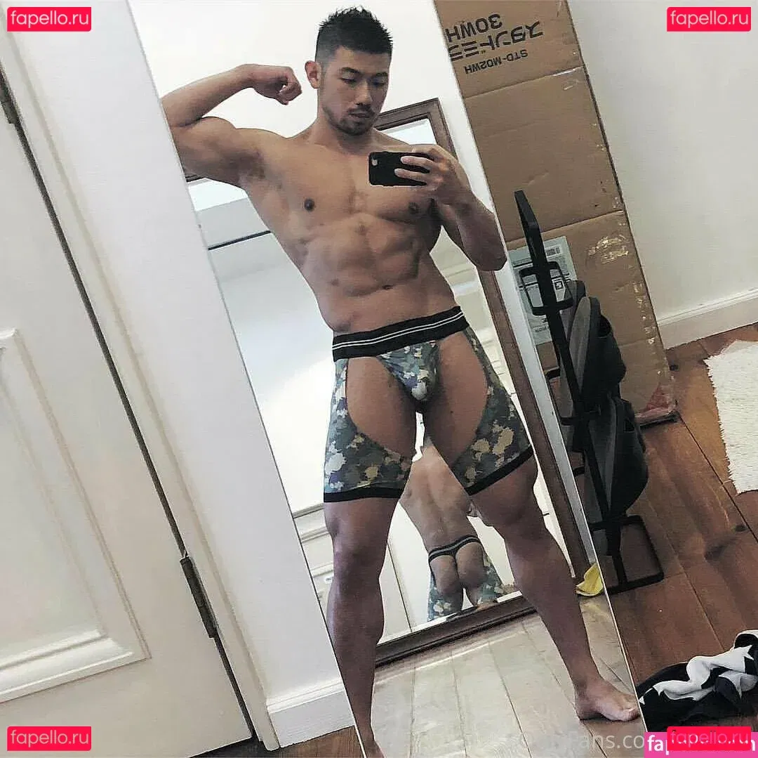 runssm Onlyfans Photo Gallery 