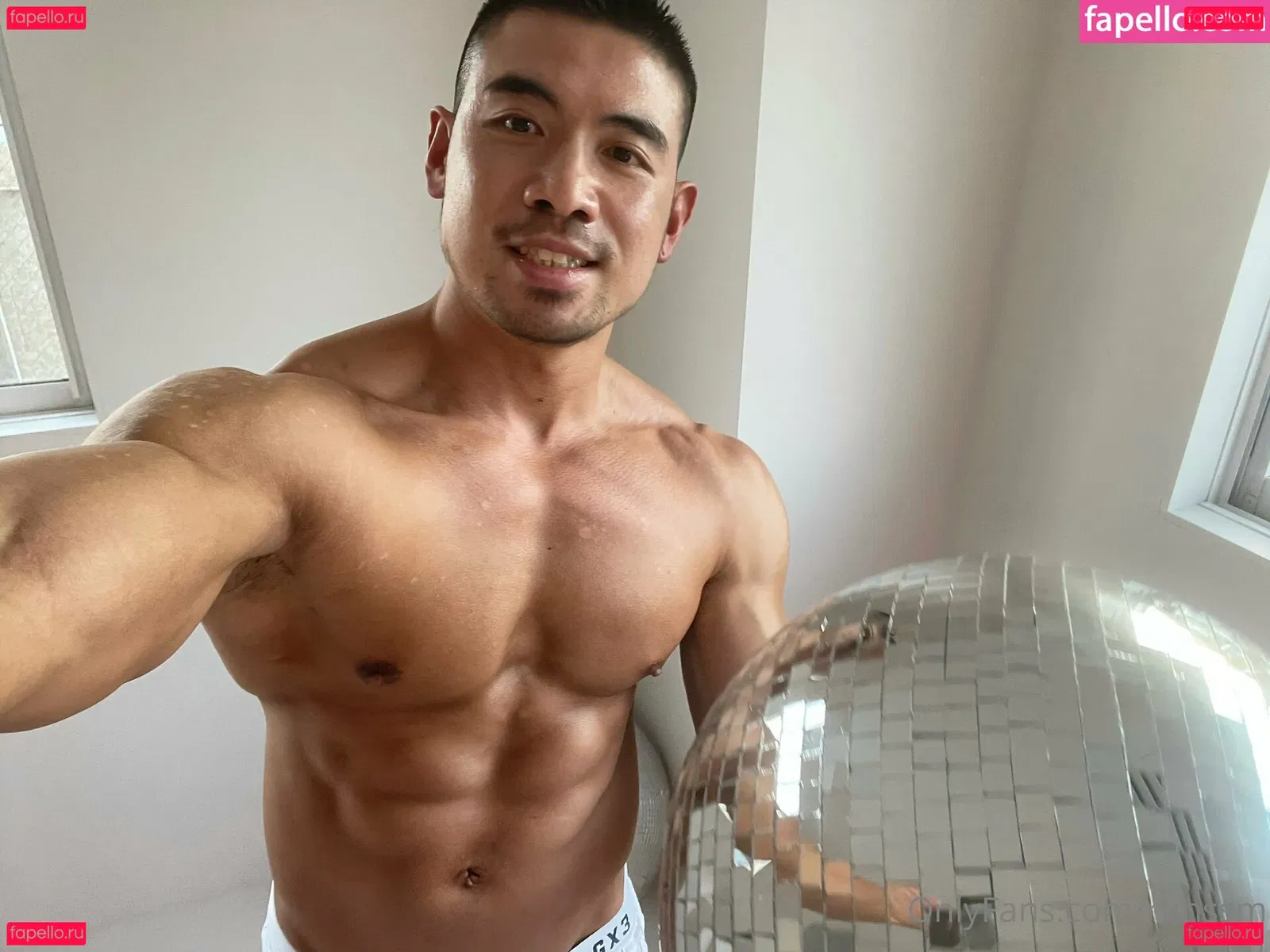 runssm Onlyfans Photo Gallery 