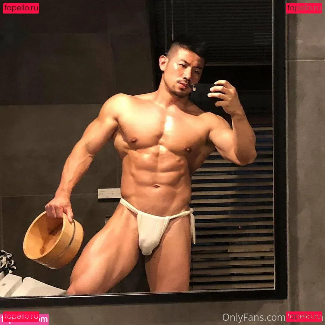 runssm Onlyfans Photo Gallery 