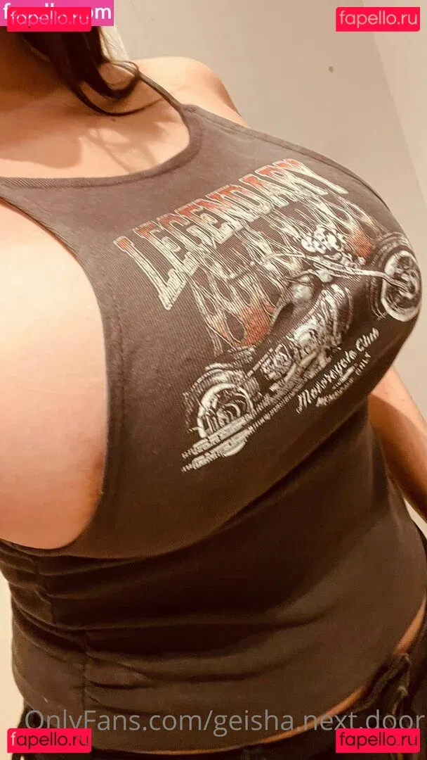 geisha.next.door Onlyfans Photo Gallery 