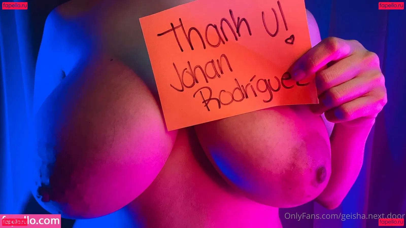 geisha.next.door Onlyfans Photo Gallery 