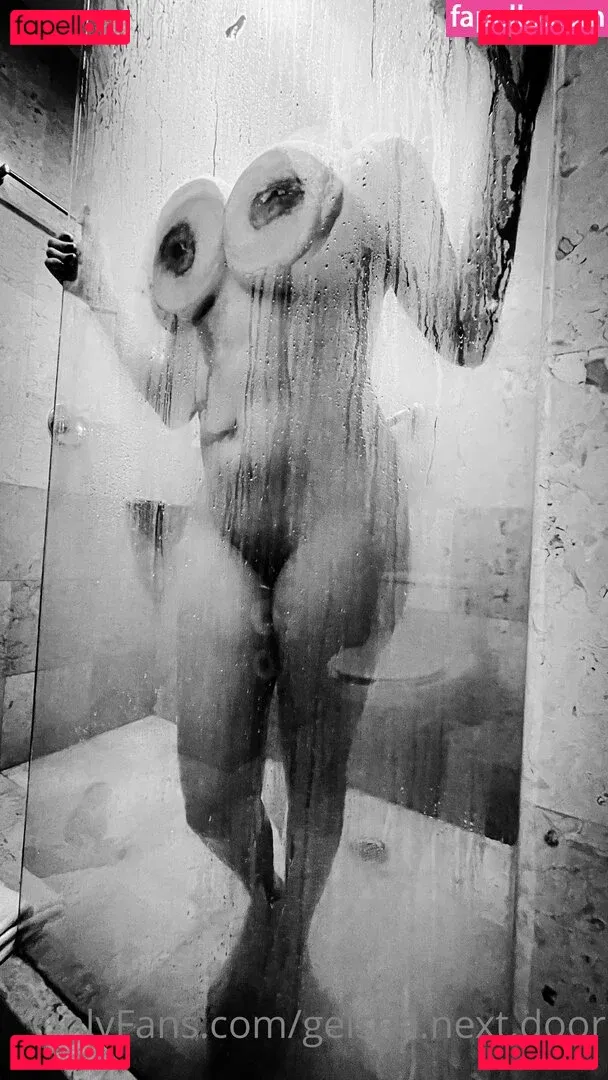 geisha.next.door Onlyfans Photo Gallery 