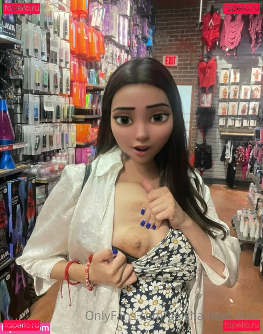 geisha.next.door Onlyfans Photo Gallery 