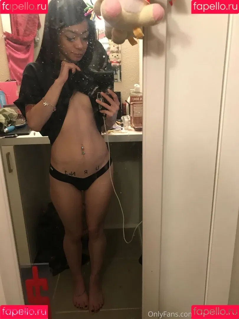 comfyqueen Onlyfans Photo Gallery 