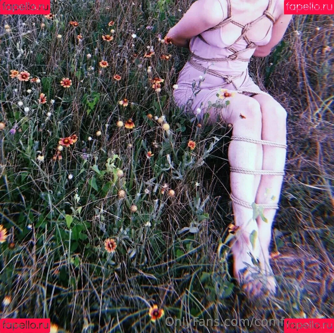 comfyqueen Onlyfans Photo Gallery 