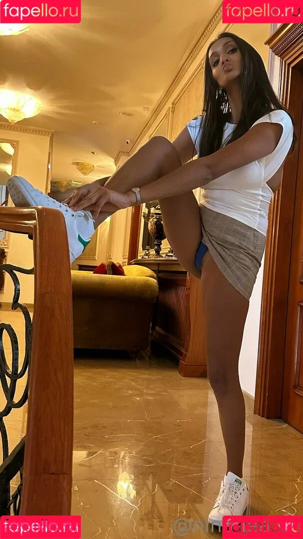 nina-lea Onlyfans Photo Gallery 