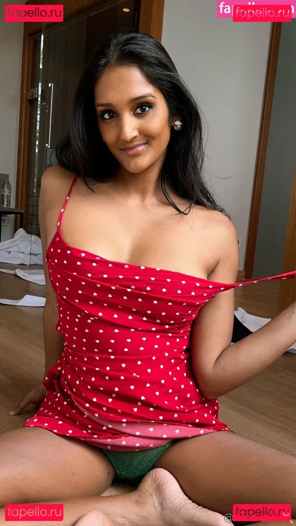 nina-lea Onlyfans Photo Gallery 