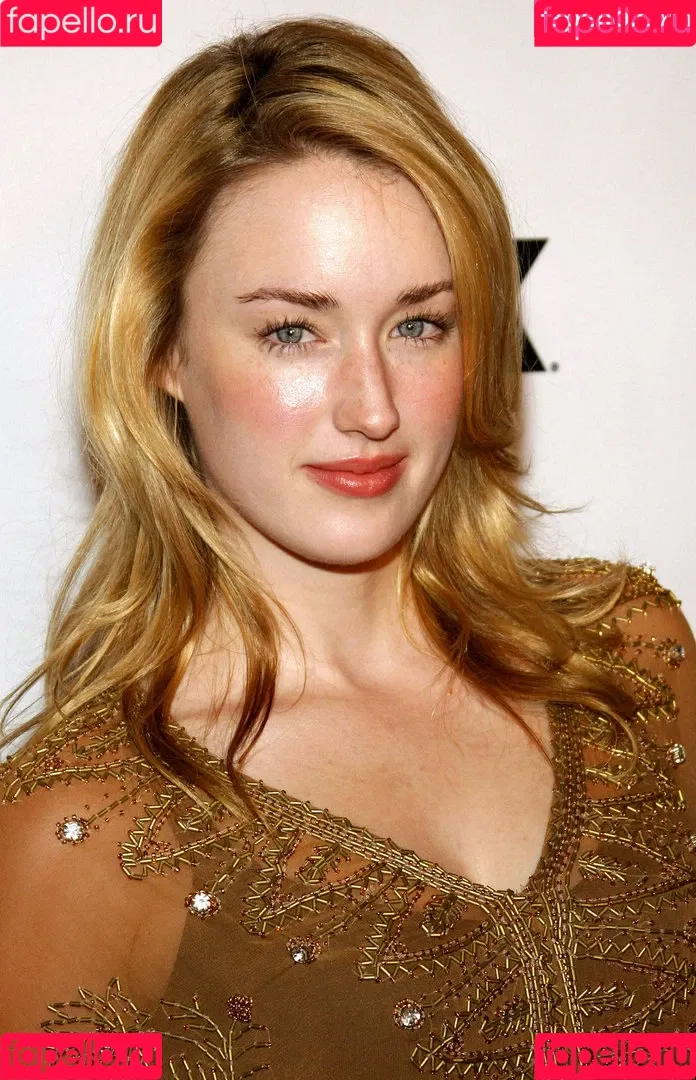 Ashley Johnson Onlyfans Photo Gallery 