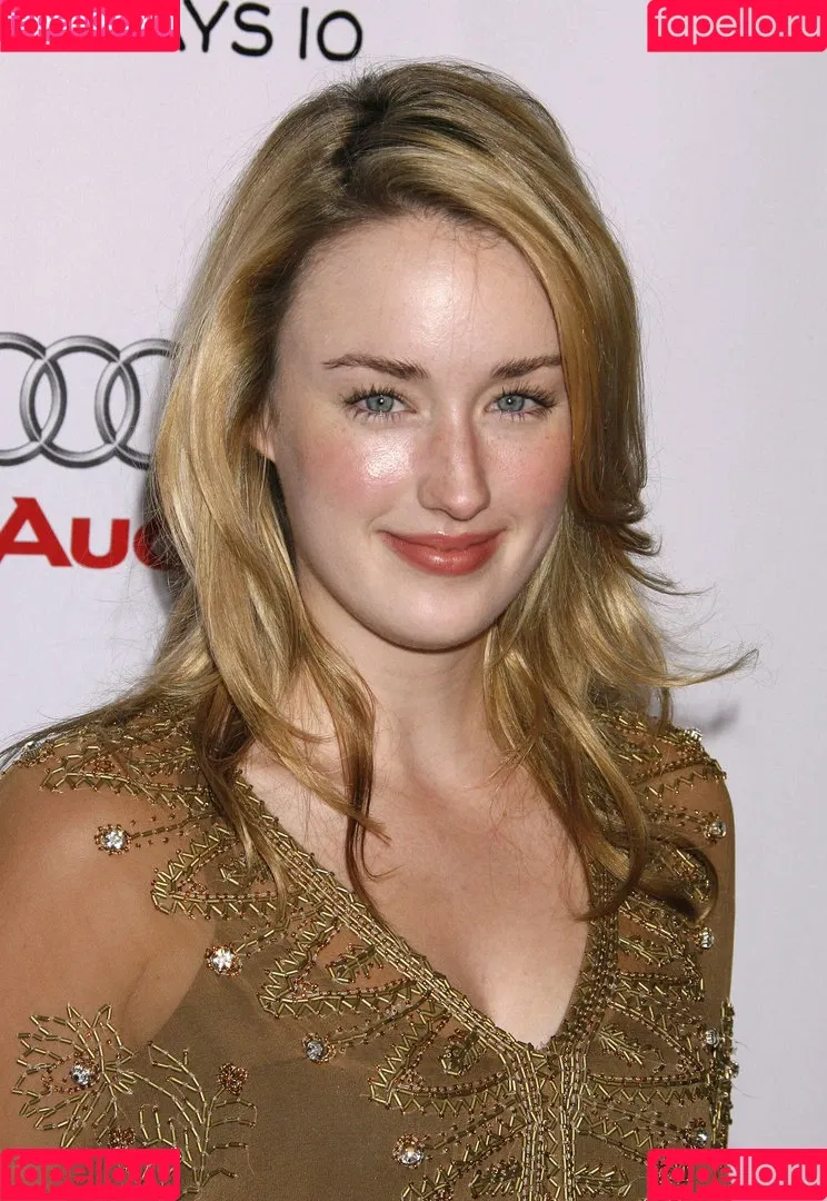 Ashley Johnson Onlyfans Photo Gallery 