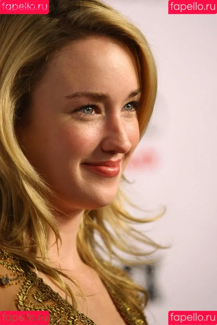 Ashley Johnson Onlyfans Photo Gallery 