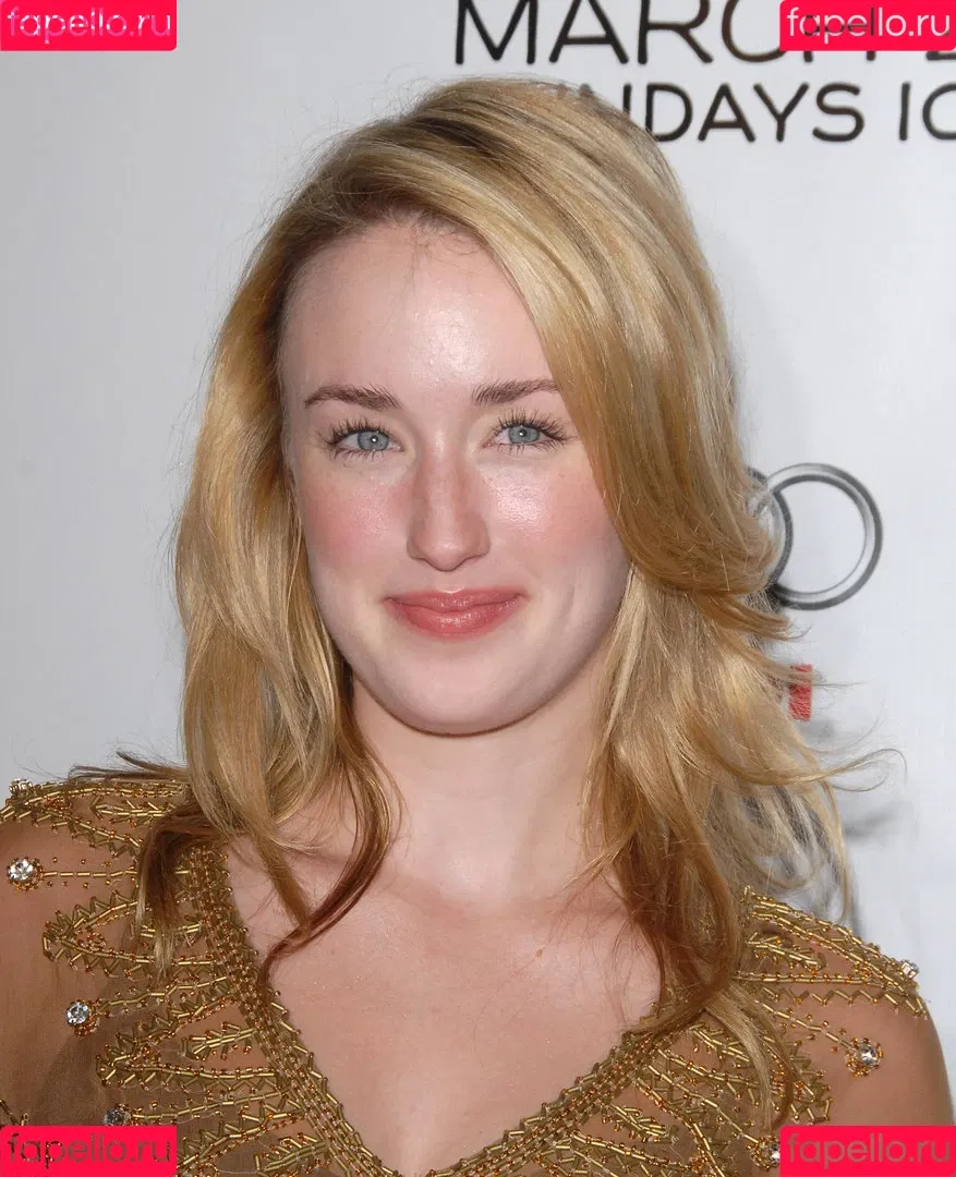 Ashley Johnson Onlyfans Photo Gallery 