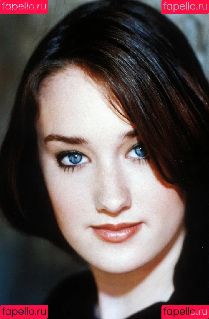 Ashley Johnson Onlyfans Photo Gallery 