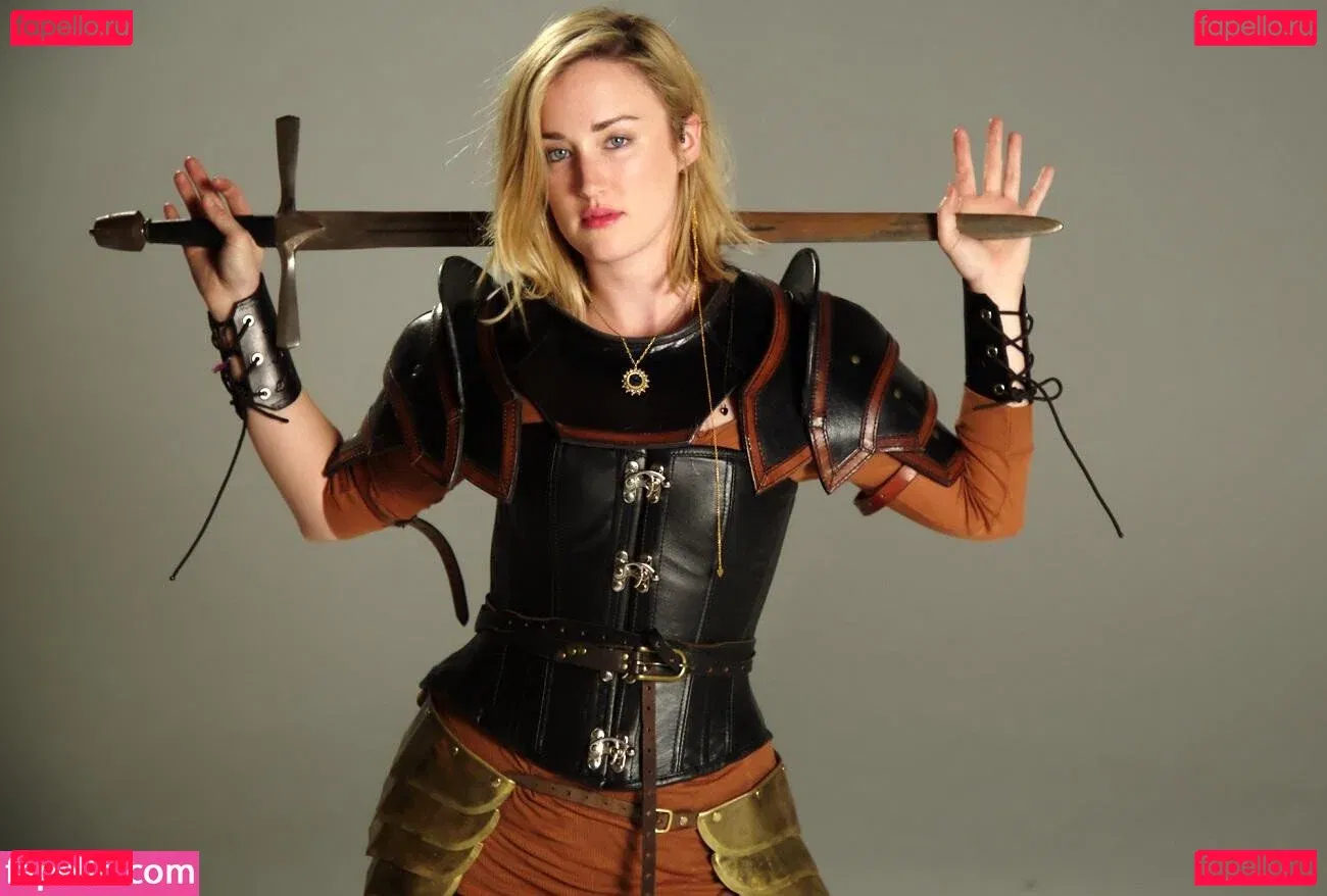 Ashley Johnson Onlyfans Photo Gallery 