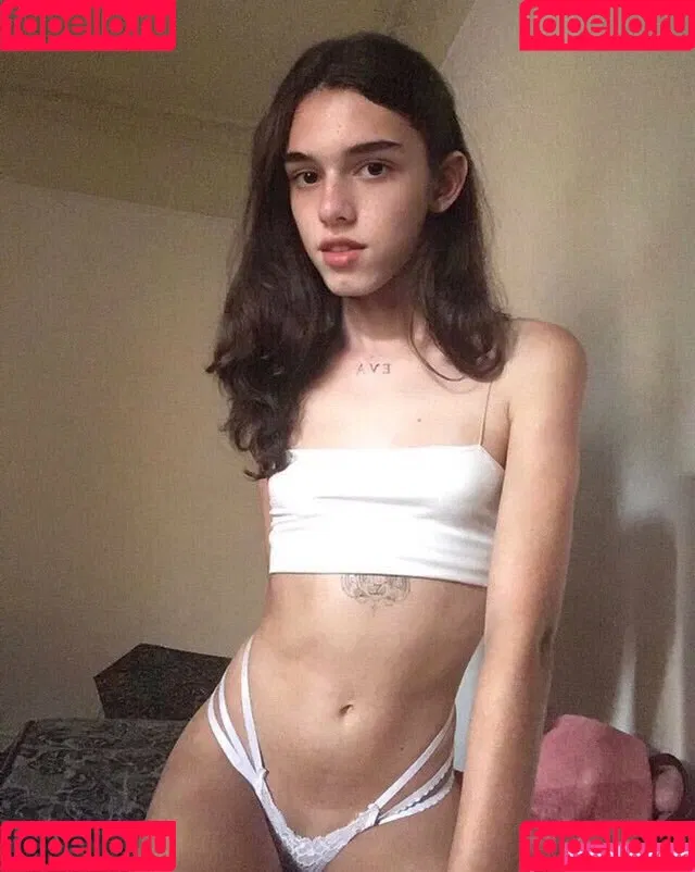 LittleTgirl Onlyfans Photo Gallery 