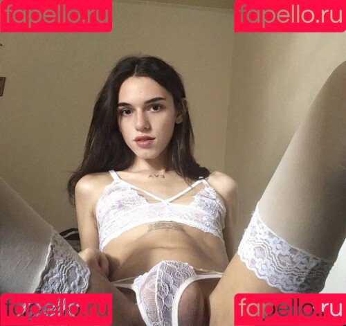 LittleTgirl Onlyfans Photo Gallery 