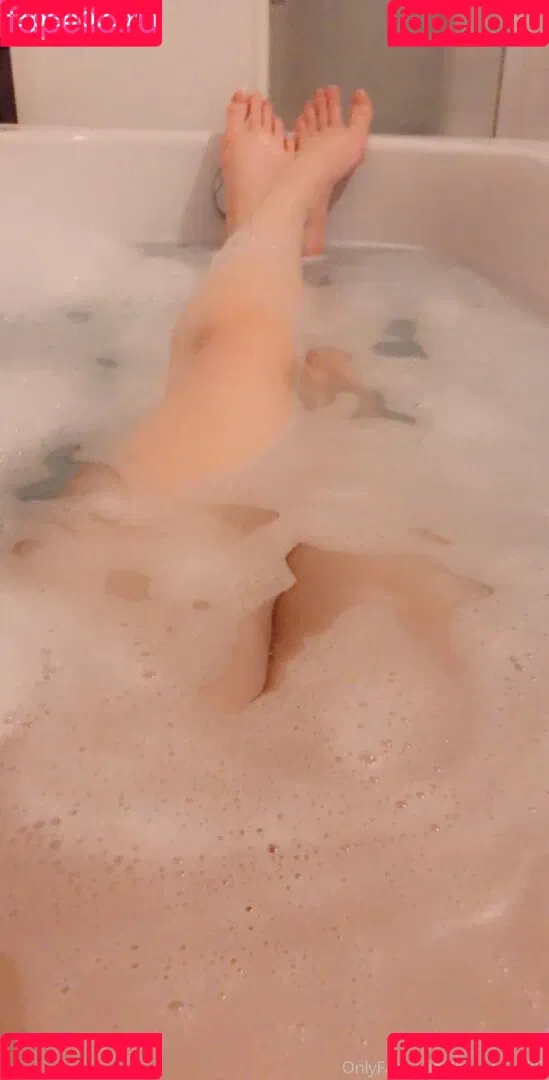 hot_wet_lilly Onlyfans Photo Gallery 